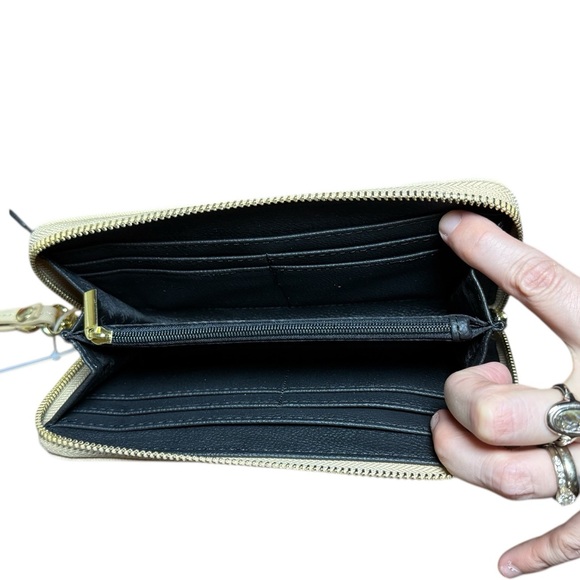 Steve Madden Tan Small Zia Wallet NWT Beige Cream Neutral - Picture 5 of 8